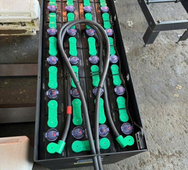 BÌNH ẮC QUY XE NÂNG ĐIỆN